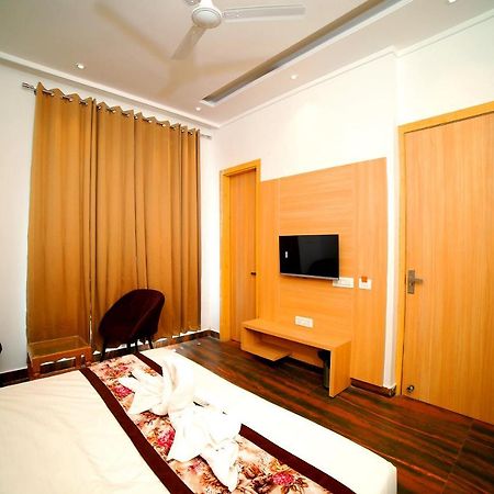 Hotel Diamond View Amritsar Exterior photo