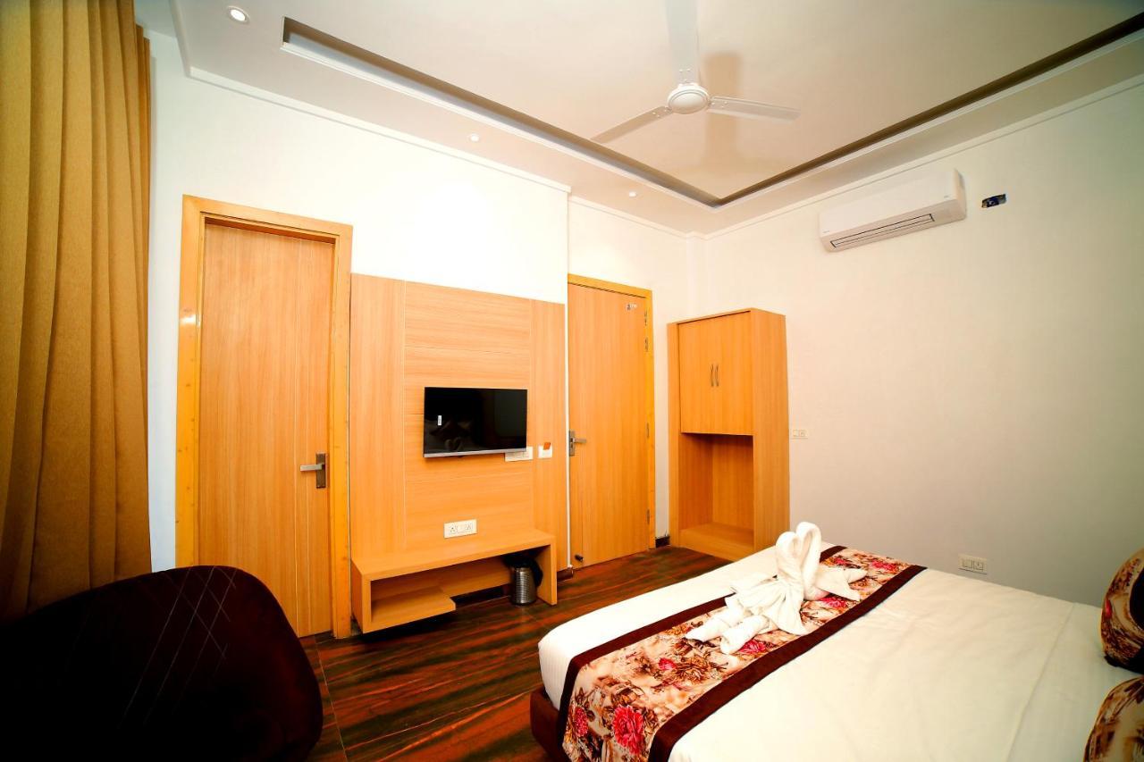 Hotel Diamond View Amritsar Exterior photo