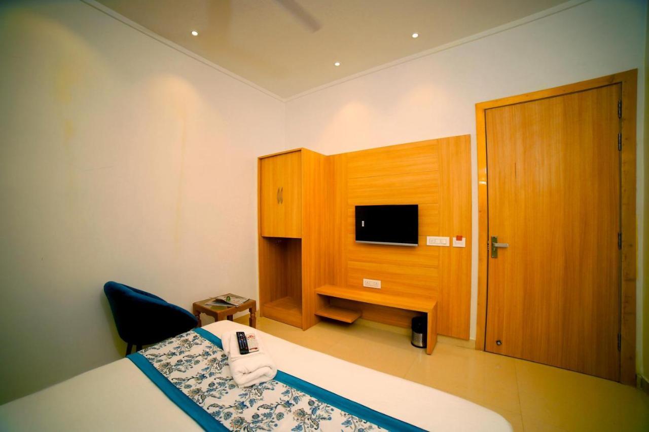 Hotel Diamond View Amritsar Exterior photo