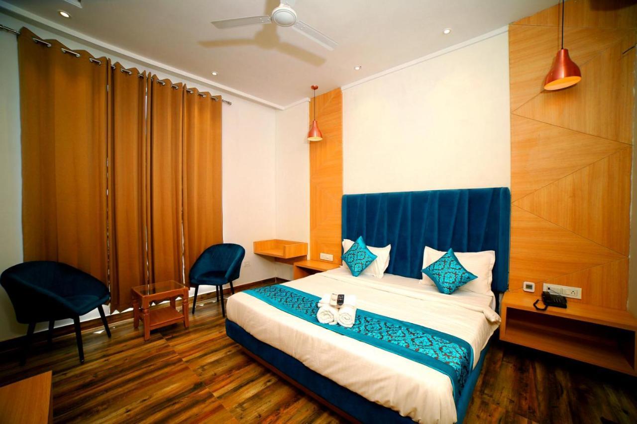 Hotel Diamond View Amritsar Exterior photo