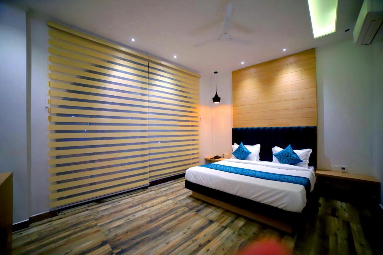 Hotel Diamond View Amritsar Exterior photo
